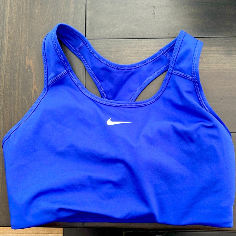 Nike Dri-fit sports bra. Never worn. Sz L.